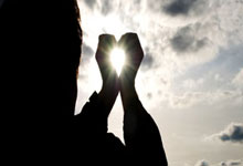 经鉴定灰熊不菜希尔德三分7投2中 得到8分3板&正负值+6.